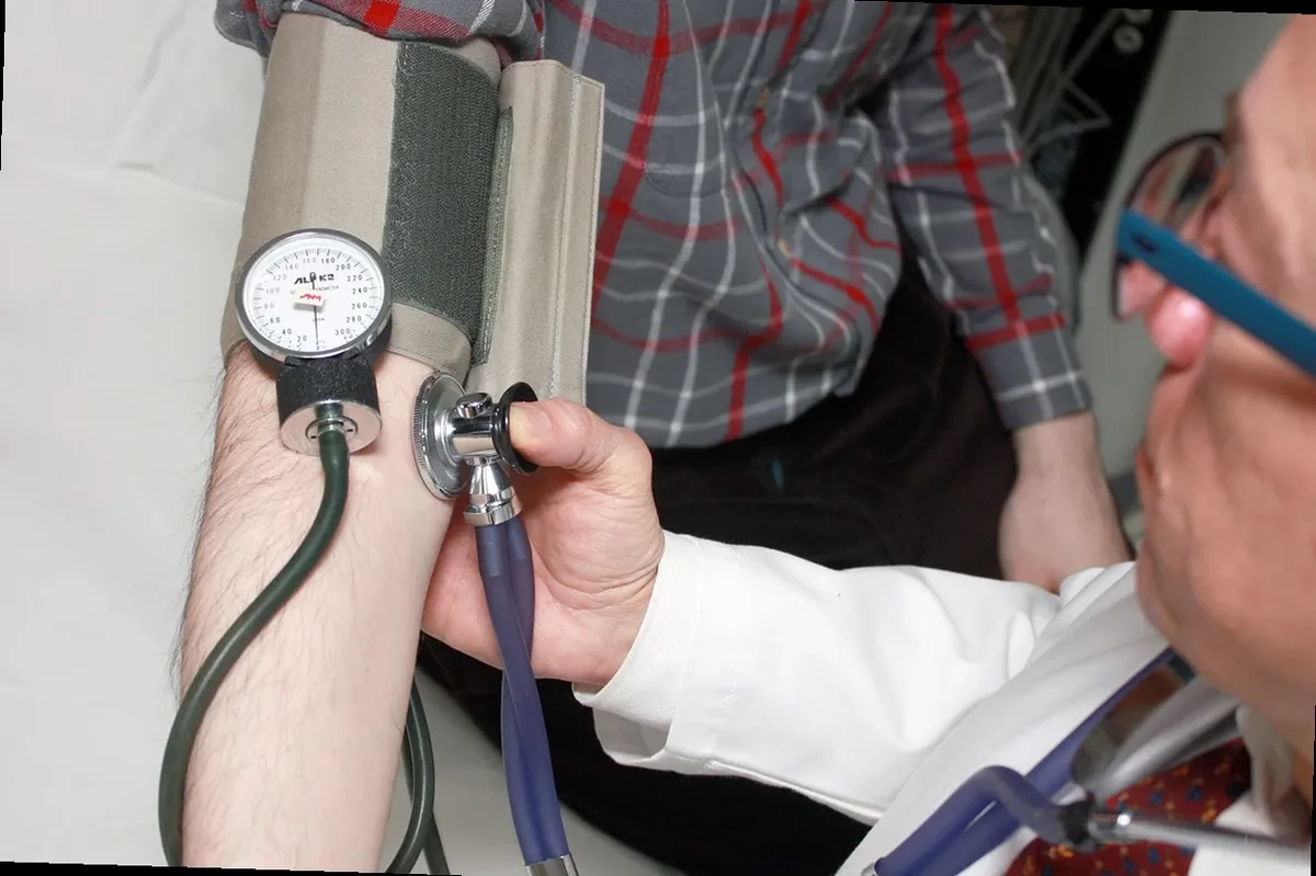 consultation médicale sur traitement antiviral